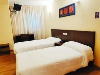 Santa Catalina By Bossh Hotels! 2*